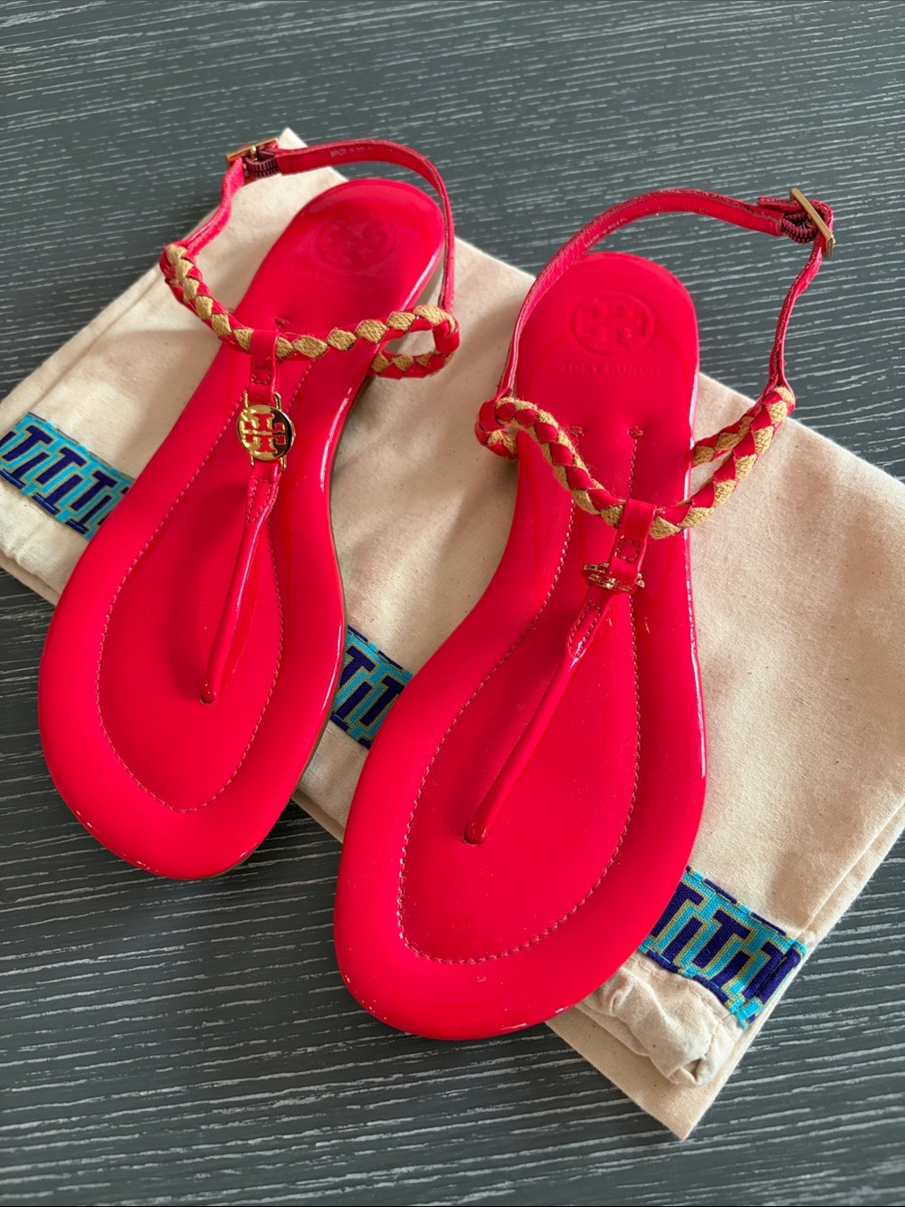 NWOB Tory Burch Hot Pink Aine Braided T-Strap Sandals with Gold Logo 8